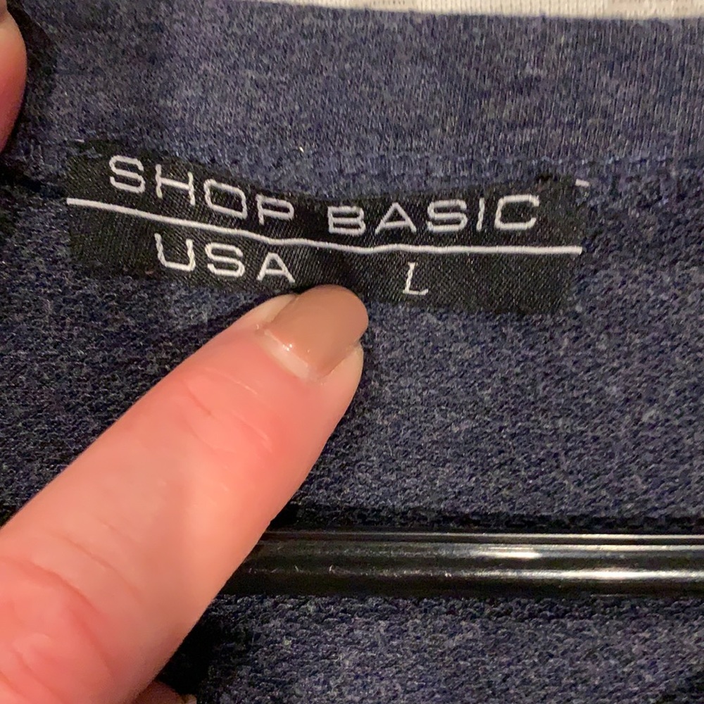 Size large navy tunic - Picture 5 of 6